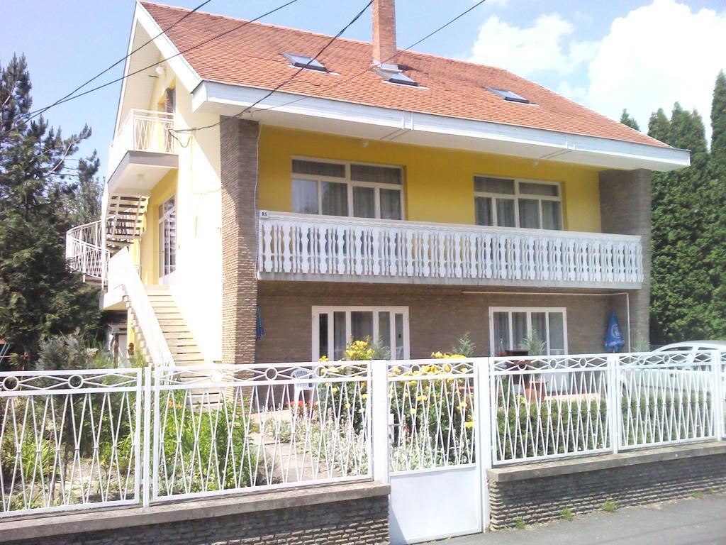 كيستاي Napfeny Apartment المظهر الخارجي الصورة