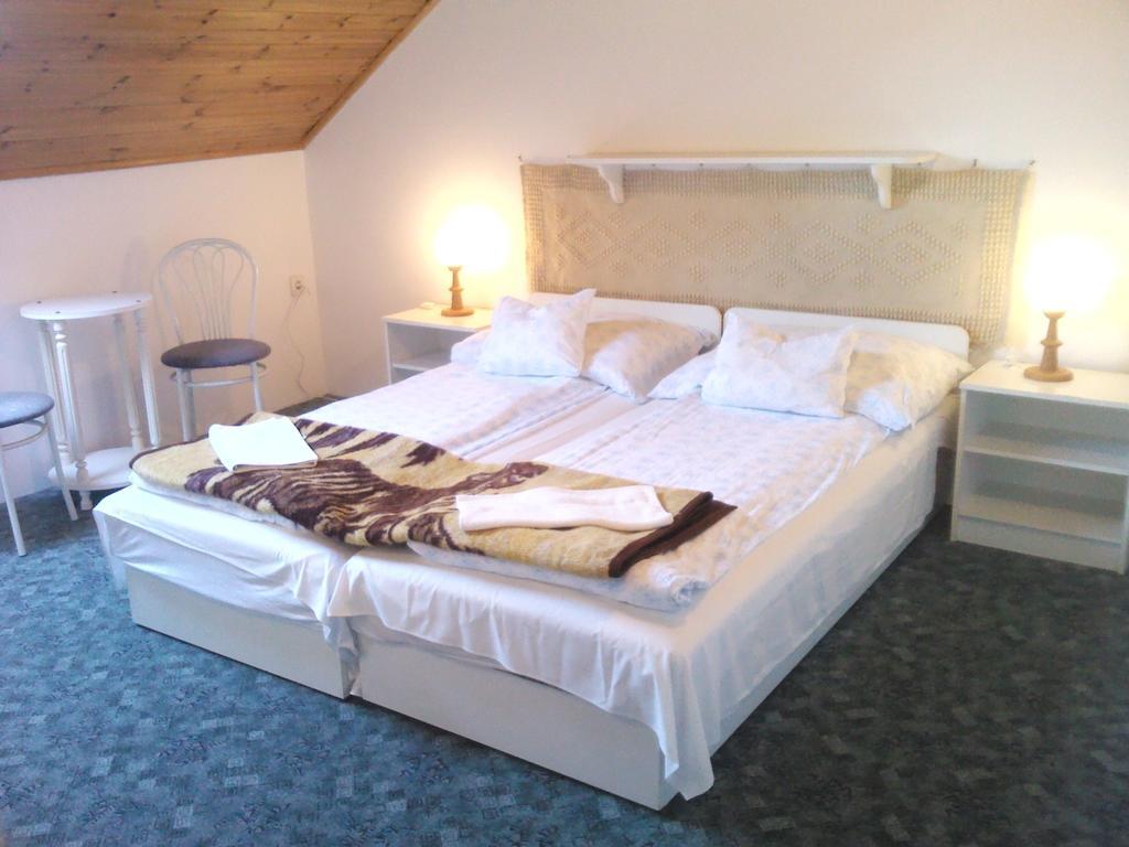 كيستاي Napfeny Apartment الغرفة الصورة